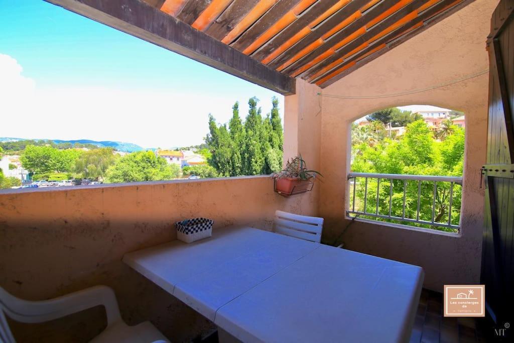 Apartmán Le Grand Large Saint-Mandrier-sur-Mer Exteriér fotografie